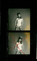 1970 - FASHIONS PEOPLE CONTACTS PSST WANT USED, MODEL, - Vintage Photograph