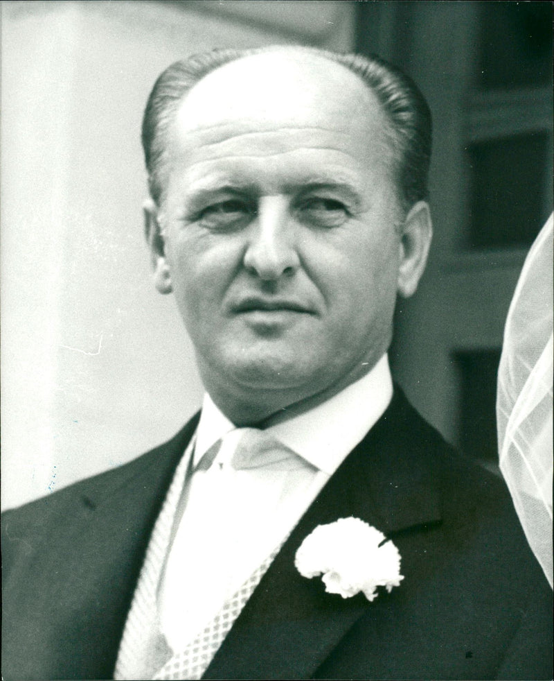 1977 - GAUL JOHN PRO PERRY TYCOON JUIY WARRANT ISSUED NOISININ, MODEL, WIFE - Vintage Photograph