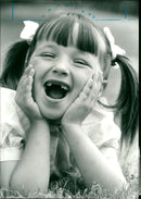 1987 - CHKO WIL NOSSONO WIDTH ISS EDN PAGE KIM, MODEL, TAKEN, DE - Vintage Photograph