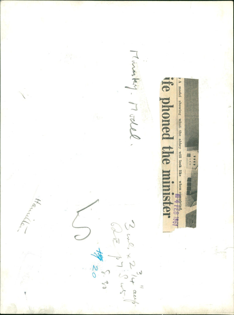 1967 - NUNRAW ABBEY SHOWING MODEL WHAT, LIKE, MINISTER - Vintage Photograph