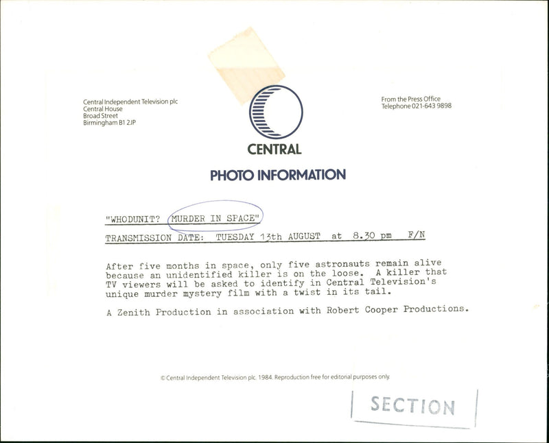 1984 - RADIO TV PROG MURDER IN SPACE PRESS THE OFFICE FROM, FILM, ROBERT - Vintage Photograph
