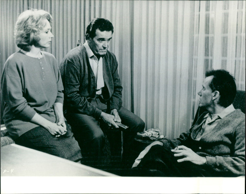 PAUL ACTRESS FILM PRESS DEATH - Vintage Photograph