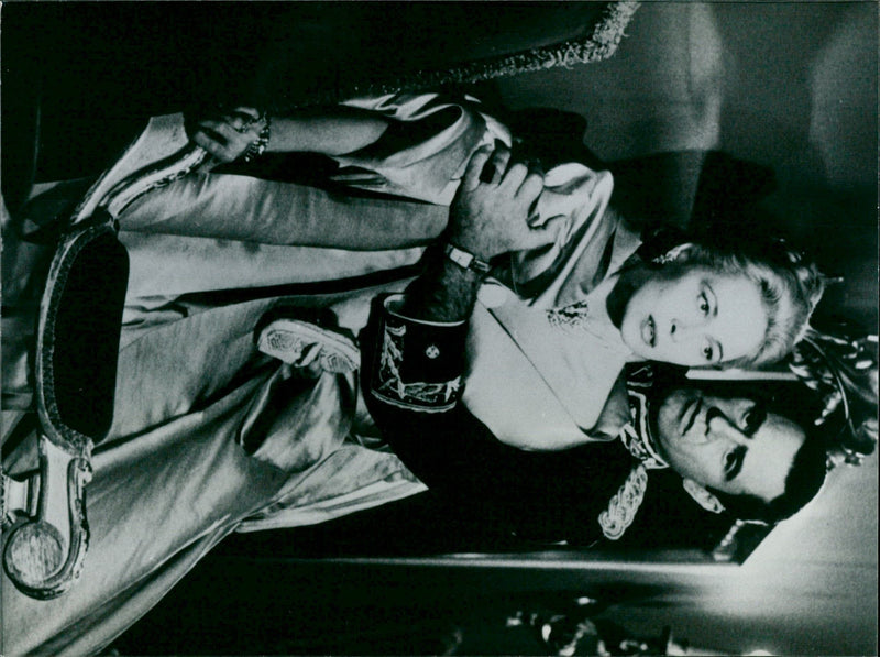 1984 - T V PROBS EVITA BBC DUNAWAY FAYE JUAN, FILM, PRESIDENT, ONE - Vintage Photograph