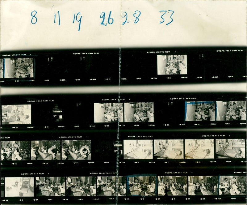 POVERTY HOUSINS PEOPLE BAKER CECIL SHARON ARTHUR, FILM, WIFE - Vintage Photograph