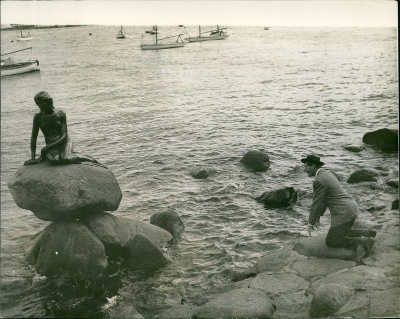 DANNY FOI LED, LONDON, FILM - Vintage Photograph