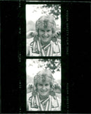 REB LONDON SUMMER SONNE SUSAN LEVITT PEOPLE - FILM - Vintage Photograph