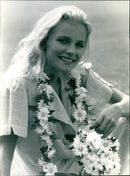 MAMP DERETE VAN ACTRESS - LONDON FILMS PAP, PRINCESS - Vintage Photograph