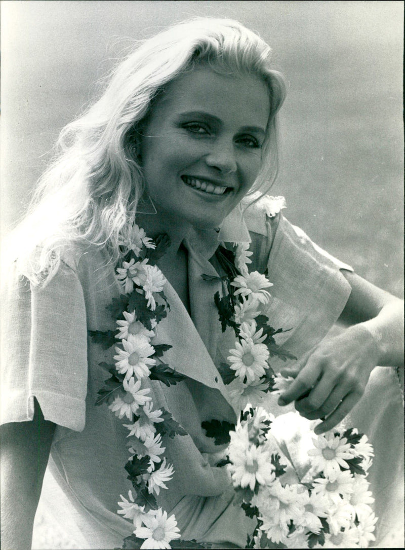 MAMP DERETE VAN ACTRESS - LONDON FILMS PAP, PRINCESS - Vintage Photograph