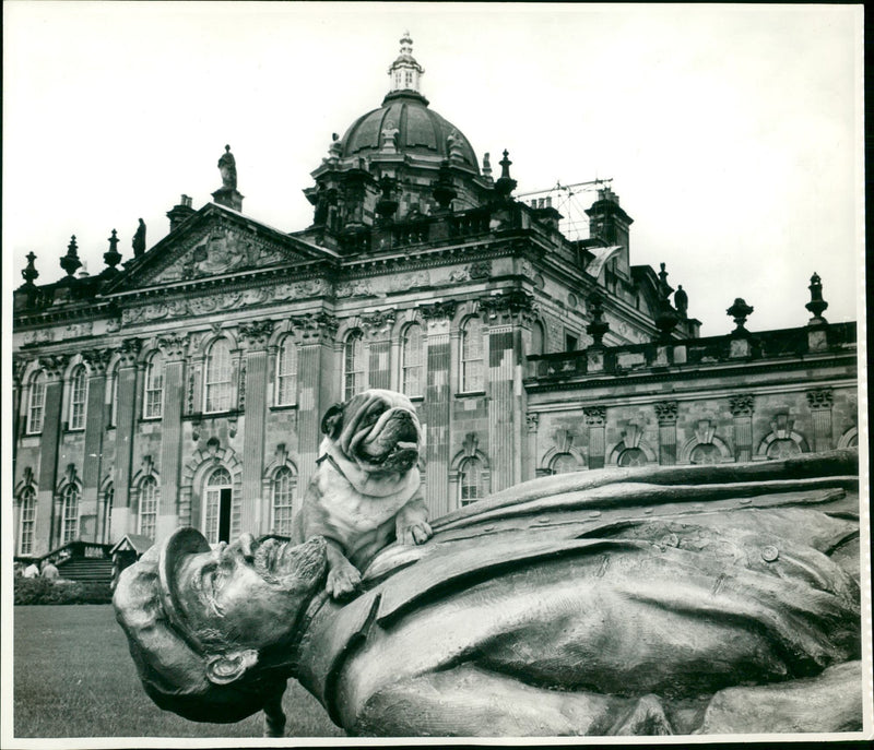 CASTLE HOWARD - ALSO SUN CLEMENTS SEE, FILMING - Vintage Photograph