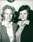 1983 - YRNU A HANN WOLKNU DEEP THE BUXTON CINDY, BRITISH, ROYAL, FILM - Vintage Photograph