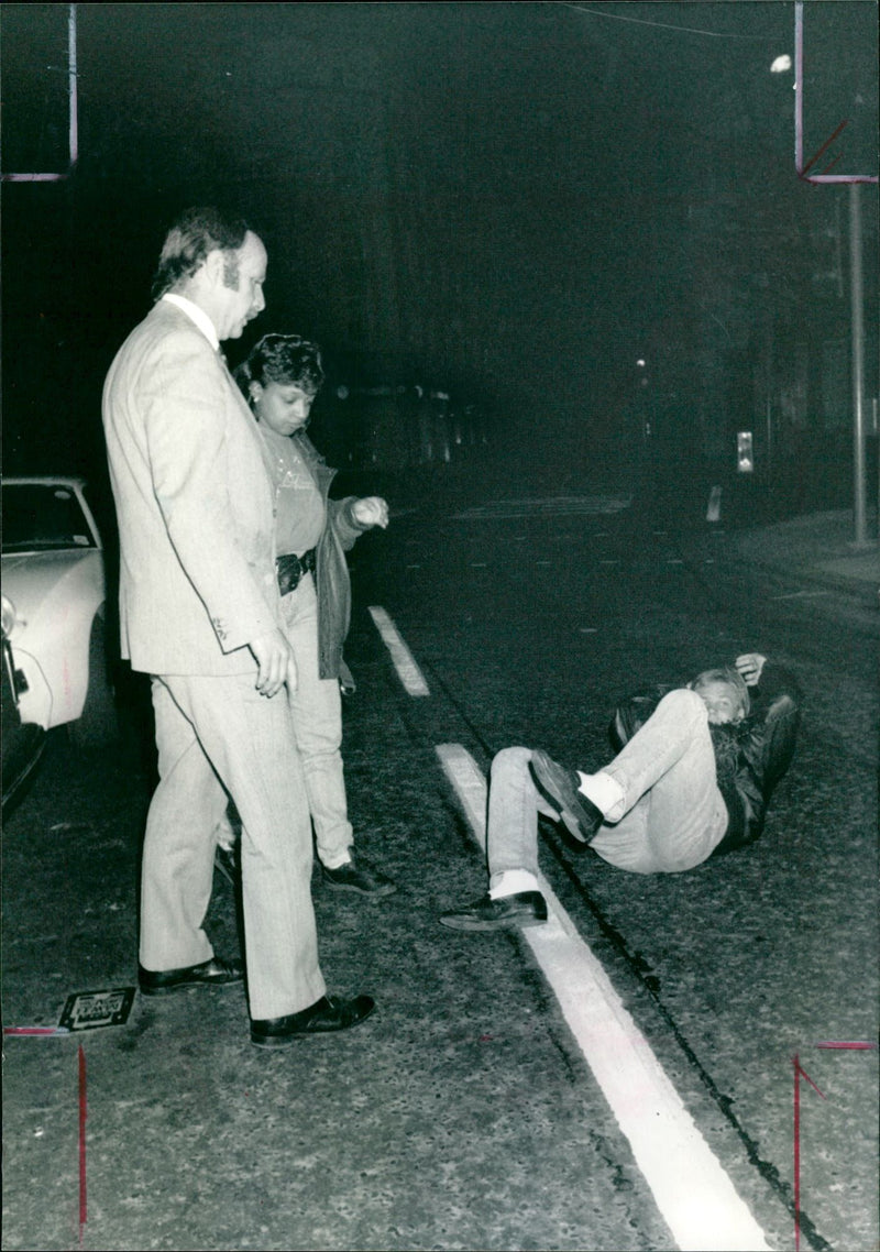 FINN STEVE PHOTOGRAPHER - SEWE HUN WAS DAVID KOPPEL, FILM, CAR - Vintage Photograph