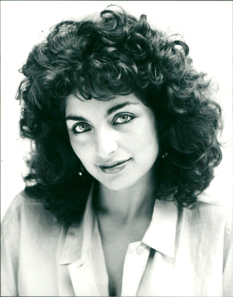 1986 - GEREKOU ANGELA GREEK ACTIES AND ACTRESS, LONDON, FILM - Vintage Photograph