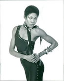 1982 - FINCH DELLA MODEL EYED STUNNING DEILA BRIGHT, FILM, WAR, ACTRESS - Vintage Photograph