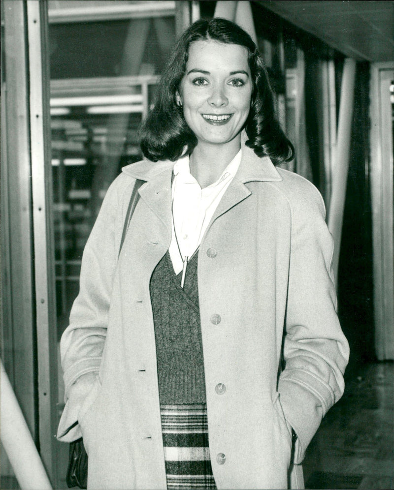 1974 - MORGAN HELEN BEAUTY MISS WORLD ELIES, AMERICAN, YORK - Vintage Photograph