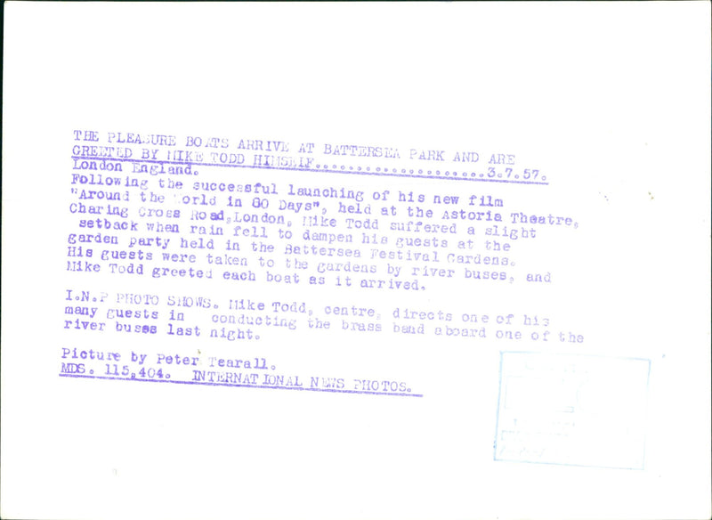 Pleasure boats arrive at Battersea park - Vintage Photograph