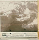 1986 VOLVO EUROPE BECAME DOCTO GHENT BQGIUM LARS MALMROS RIGHT PRESENT CAUS OCEAN - Vintage Photograph