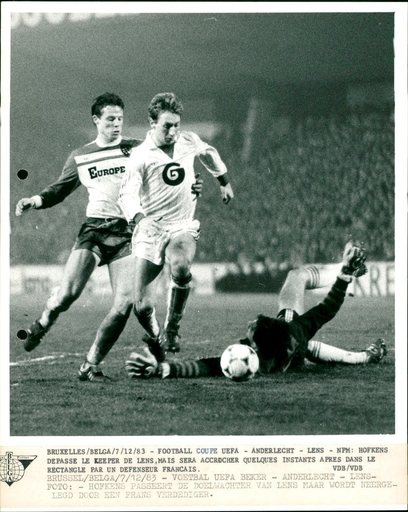 BRUGES FOOTBALL FCBRUGES STANDARD DUEL POUR BALLON ENTRE POEL LEMANS - Vintage Photograph