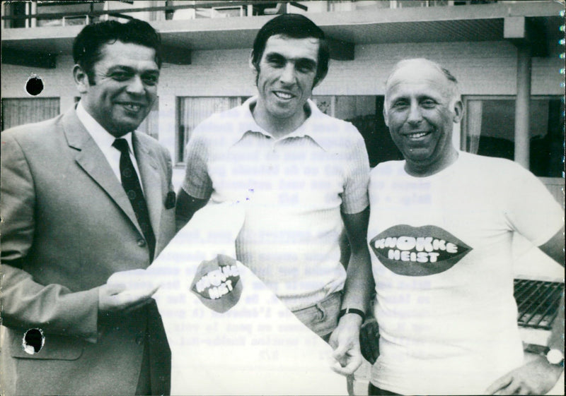 1972 EYLER RETETBEX SERCU APPREND GANGMAKER DEBOEVER CURR CHAMPION FOOTBALL - Vintage Photograph