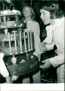 1972 DEULE DIX SAMEDI CIRQUE SCENE ANNEE LES VOICI GRENZEELO MAI ROYAL CONCERT - Vintage Photograph