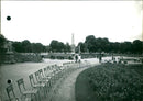 1972 PARISIENNE NOW TRES BEDS MONTPARNASSE CLOUD GRENZ WHICH ROYAL CONCERT - Vintage Photograph