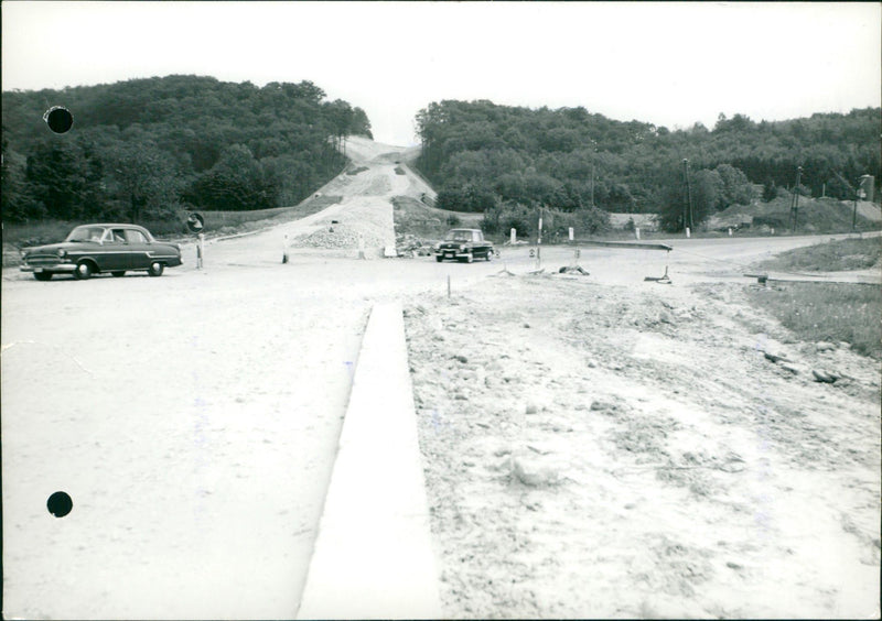 BOOMEST SECA ACTUELE DALOA LES SUDA ROUTE EST DANS TRAVERS PESC MOVIE GRAND - Vintage Photograph