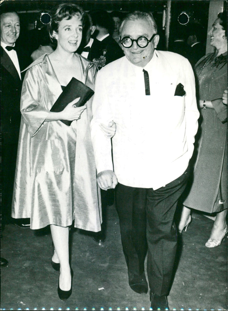 ARRIVENT PALAIS PROJECT BRETAGNE ROOM CANNES FESTIVAL FILM PRESIDENT - Vintage Photograph