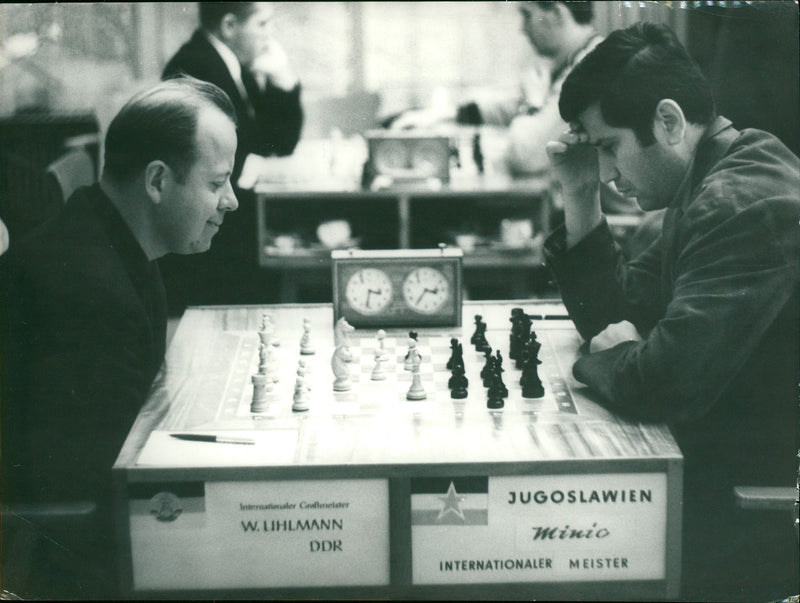 1968 SCHACH LASTELO GEDENLE BERRYEN UHLMANN CON TGM MINIC - Vintage Photograph