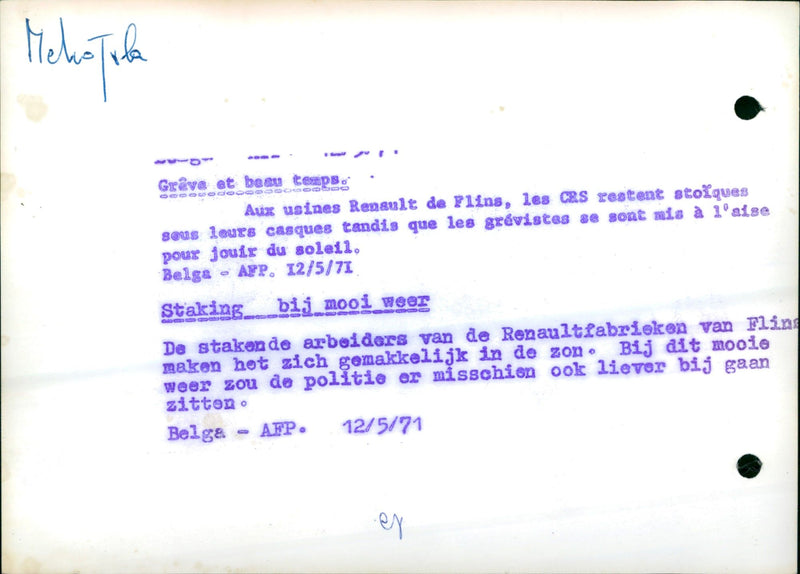 1971 MIS SOUS JOUIR STRIKE RENAULT LES STRIKERS GOOD MIGHT BEAU ILA POLIC - Vintage Photograph