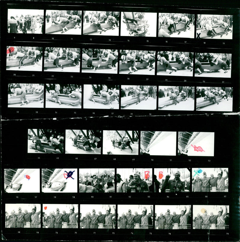 1984 OLYMPICAL WINTER PLAY THONFELD SARAJEVO VIERER BOB MAW MUSIC - Vintage Photograph