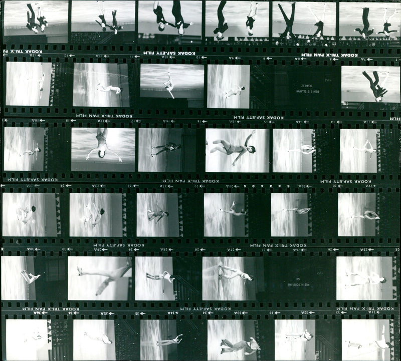 1979 SCHAULAUTEN KODAK SAFETY FILM TRI PAN ROBIN COUSSINS KOD - Vintage Photograph