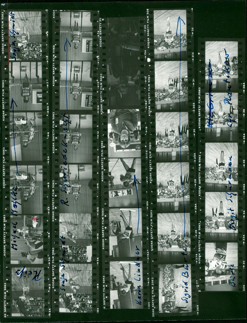 1981 BOYS MANNSCH BERLIN STRONGEST APPRENTICE FINAL MICHAEL FILM - Vintage Photograph