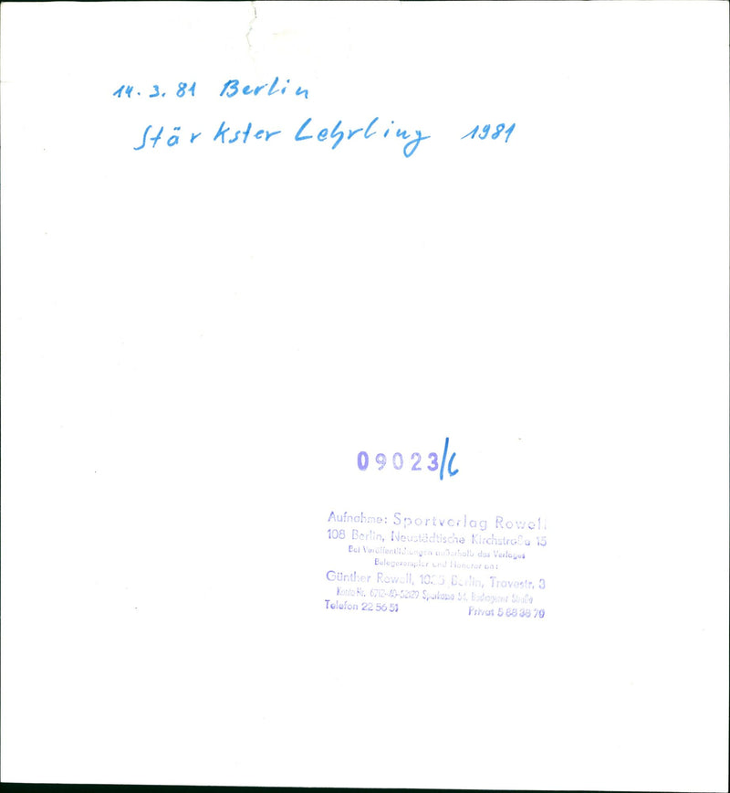 1981 BOYS MANNSCH BERLIN STRONGEST APPRENTICE FINALE FILM PETER - Vintage Photograph