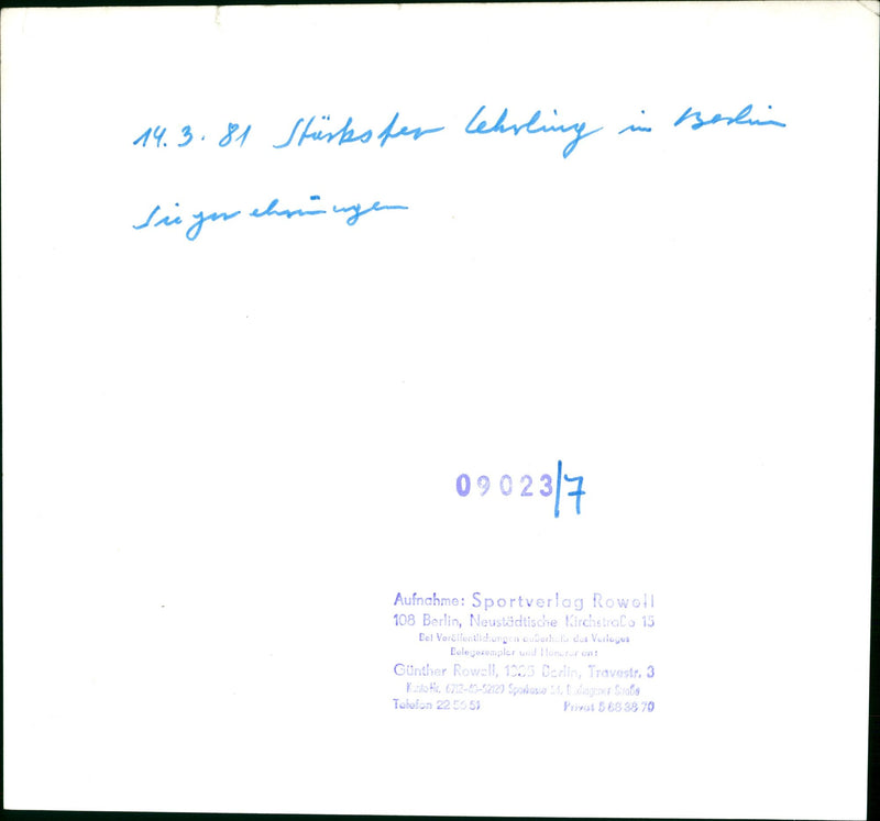 1981 BOYS MANNSCH BERLIN STRONGEST APPRENTICE FINALE MADCHE FILM - Vintage Photograph