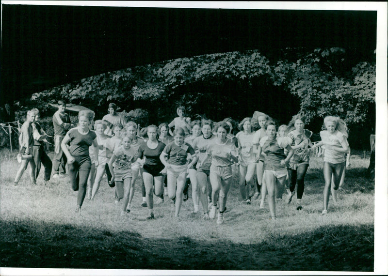 TOURISM MEHRKA CINA KANE TOURISTIK CONCUI RUN FOIO LEPOLE FILM NUMBER - Vintage Photograph