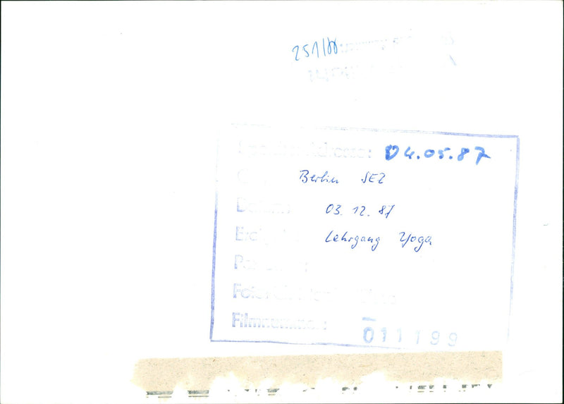 1987 CIRCLE TRAINING SEZ BERLIN LEE FILMOWE CENTER - Vintage Photograph