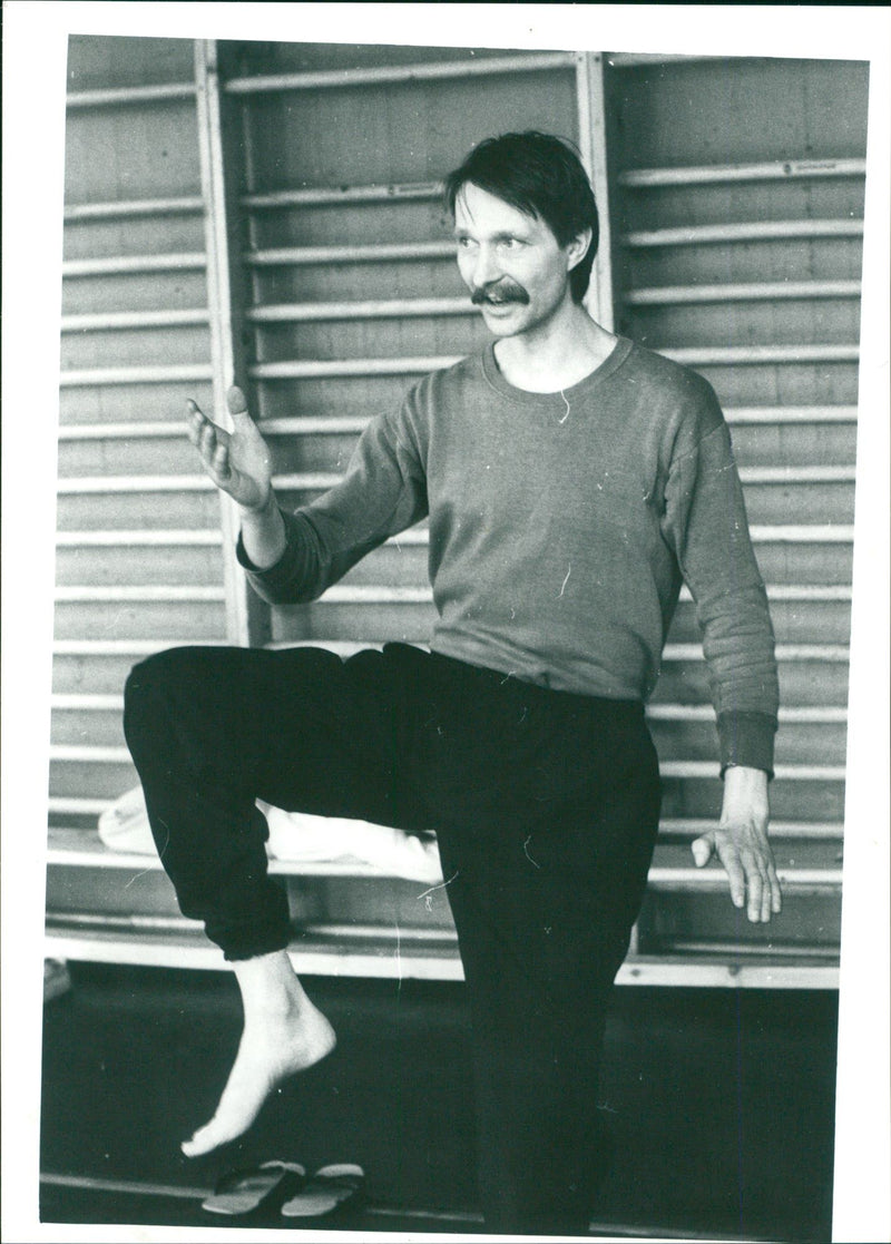 1988 CHUANE TAI CHI CHUAN RELEASED FILM DIRECTED RONALD DOVAN - Vintage Photograph