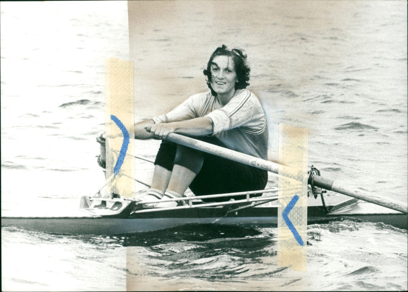 RUMANIA TUBES GEOPE GENUE CECERES TONE SANDER REAR BEING RUMA - Vintage Photograph