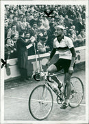 PRAGUE INVY VARY ERLIN WARSAW DRESDEN UMID REINICKE CSD JOSH YAY DOKON FILM - Vintage Photograph