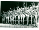 BERLIN OLYMPIA REVIEW LENINGRAD AGRAPARERIA LECCON GRADES MUSIC HALL - Vintage Photograph