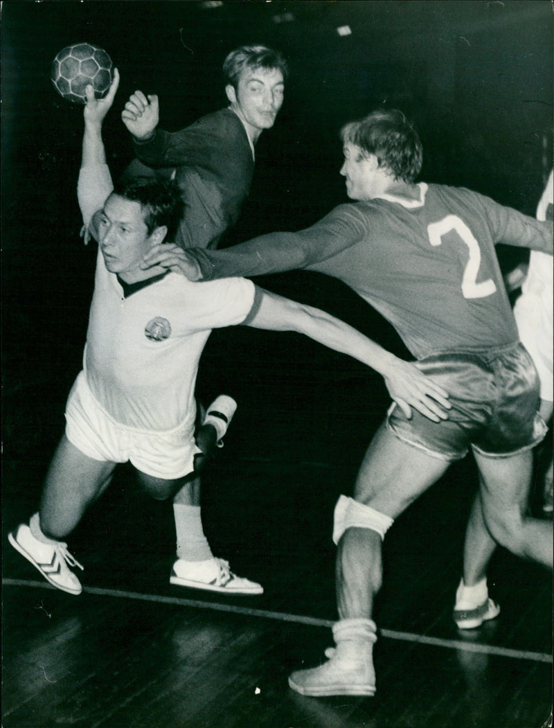 CUP GOESSE LUTANKO DOPPLAG GAME KLOFER AGU BALTIC SEA GUNTHER - Vintage Photograph