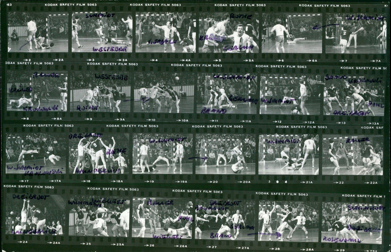 VEL FLAGDEBURG KODAK SAFETY FILM WESTEBE MET BRANO - Vintage Photograph