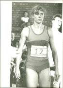 HIGH JUMPS HOLLESPRICEY MUSIC ANLEDT AULE BELUME FOLOC HAUFRET COM JUM - Vintage Photograph