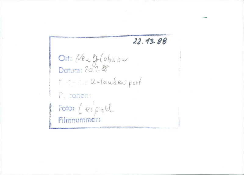 1988 TOURISM NEUGLOSOW FILM LEIPOLD SET NEU LOBSOW - Vintage Photograph