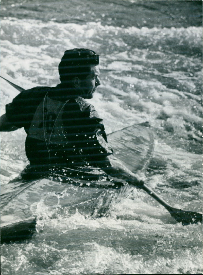 1958 WASSERSPOK PREMATION KAMI MALDI ZWICKAI PAVEL BONE JUJOO WIELU - Vintage Photograph