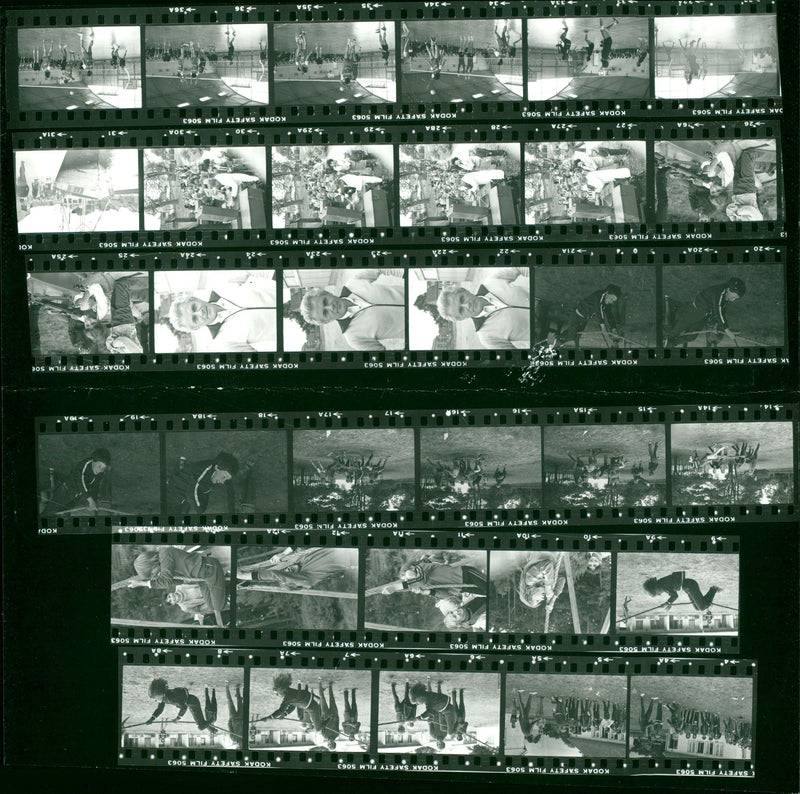 1981 CIRCULAR FERIE LAGER BIN BELLIA LABER MUNOLE HOFF WRCHE SPARKASSE FILM - Vintage Photograph