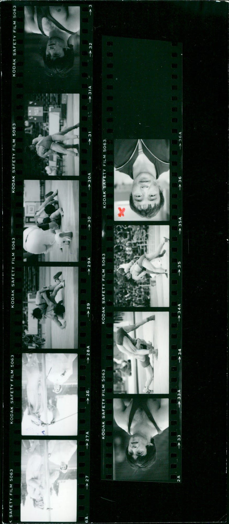 TUCULA LEIPZIG RINGING JUTEN WERNUS SUELEN BIN KOD FILM - Vintage Photograph