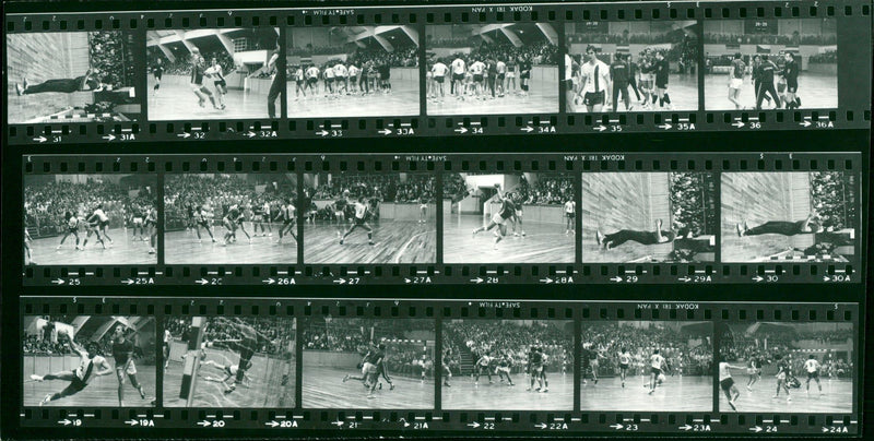 SAFETY FILM KODAK TRI PAN TRIX GUNTHER - Vintage Photograph