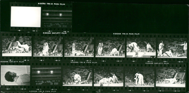 AANE AWARD WENT WHO MEMBER GERMAN FILM - Vintage Photograph