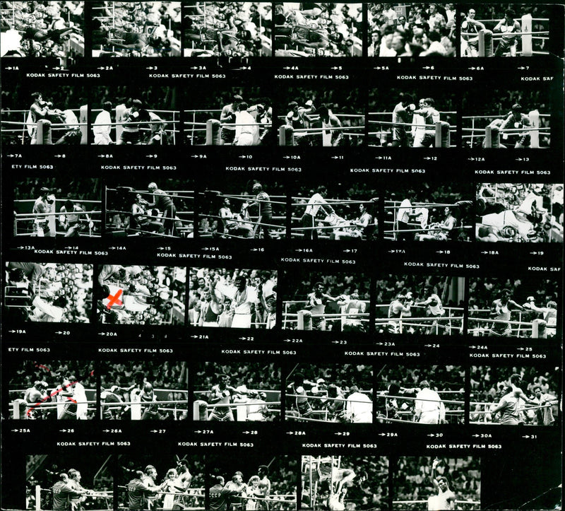 BOXEN BOX FINAL KUBA JUG MARTINEZ KACAR SKRZECZ GOMEZ STEVENSON ZAYEV FILM - Vintage Photograph