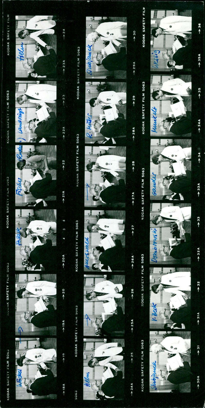 1980 YOURS FOO EBERHARD THONICID SPORBELES BOLIN ADICILICHOTAO DED FILM - Vintage Photograph